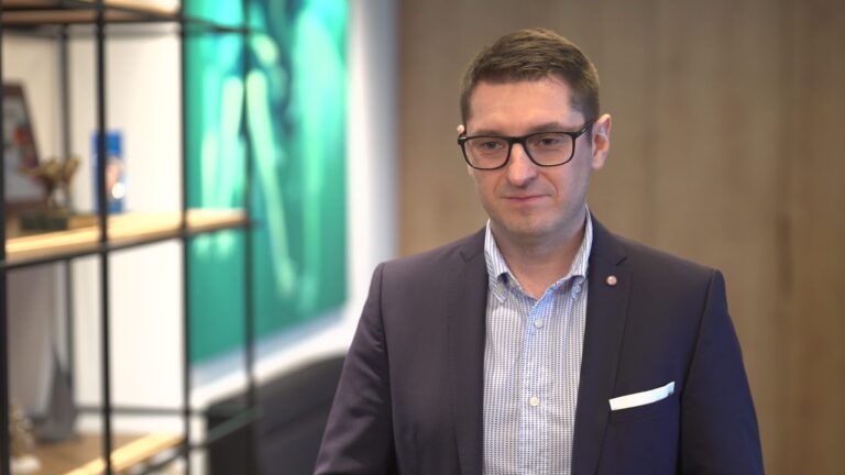 W centralnych dzielnicach Warszawy brakuje biur do wynajęcia. W budowie jest najmniej powierzchni biurowej od 14 lat