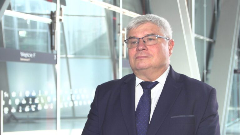 M. Lasek: Z rozwojem cargo nie ma co czekać na nowe lotnisko centralne. Zachęty podatkowe mogłyby pomóc